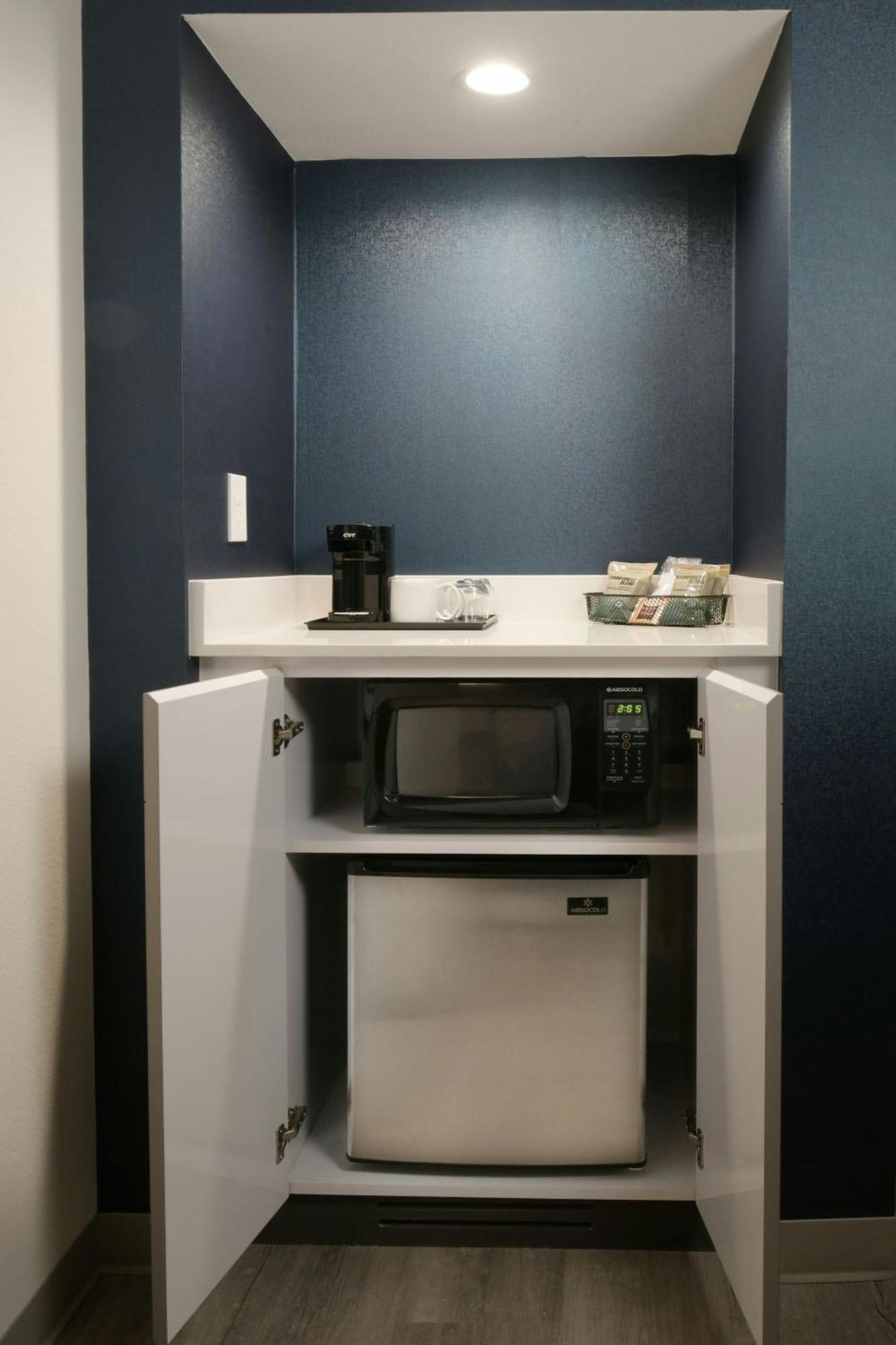 Springhill Suites By Marriott Lindale Tyler Екстер'єр фото